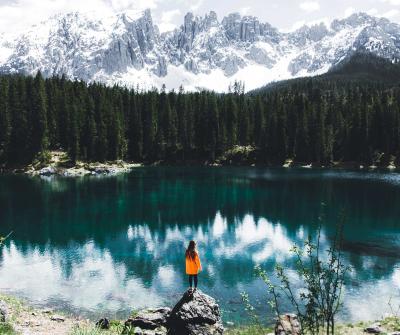 Paysage, lac, montagnes, enfant